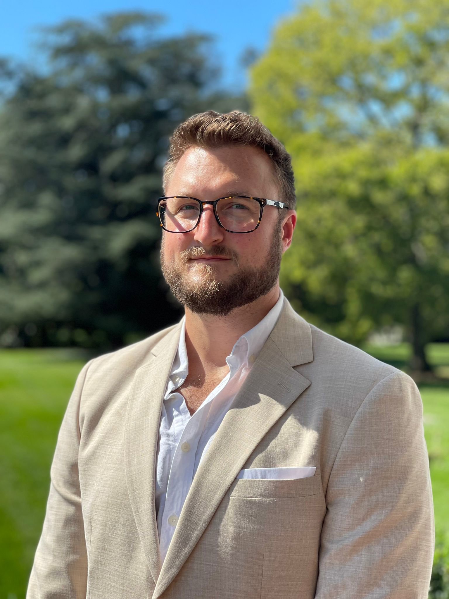 Nick, oprichter van Maedium en uw vaste aanspreekpunt voor het inhuren van IT-personeel in de Randstad